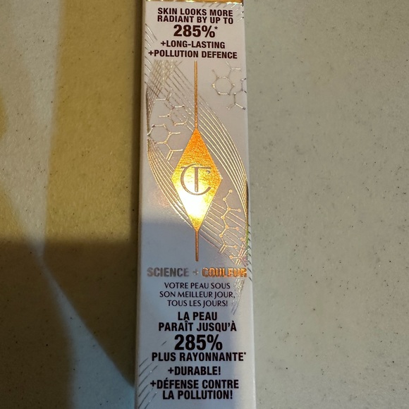 Charlotte Tillberry foundation new in box - Picture 4 of 4